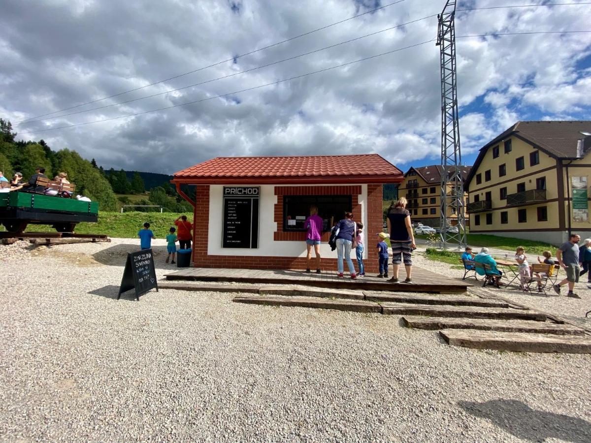 Вилла Drevenica Polomka, 5 Min Peso Restauracia, Ticha Ulica, Potok Брезно Экстерьер фото